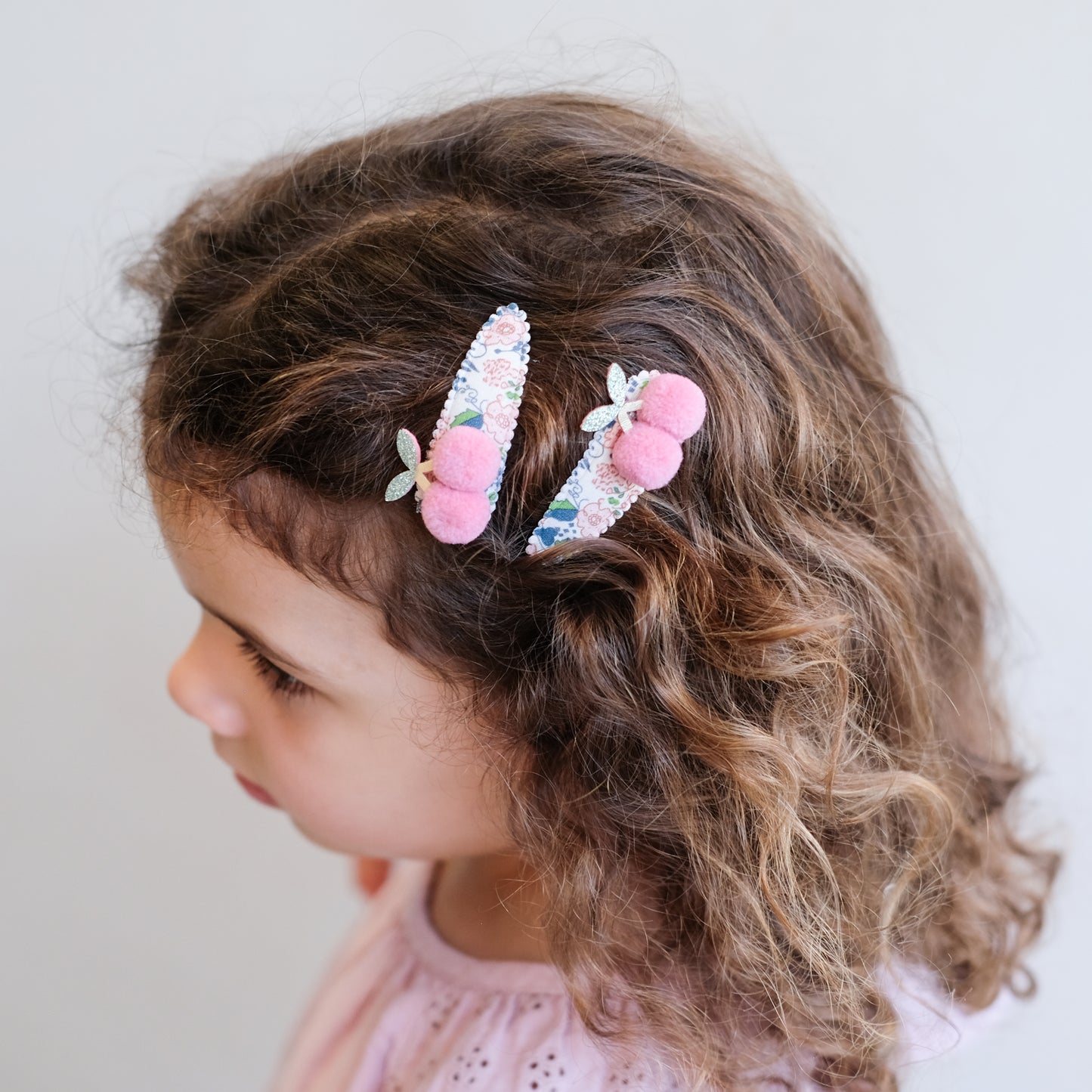 MIMI&LULA ミミアンドルーラ FLORAL POM POM CHERRIES CLIPS