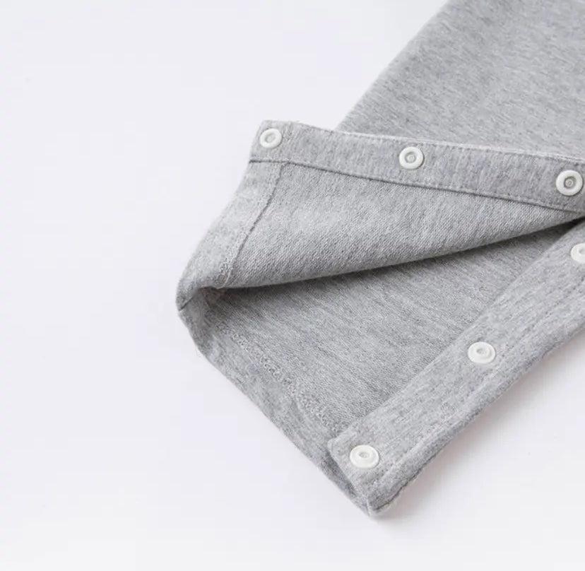 dave&bella デイブベラ タキシード風ボウタイ付ロンパース 80cm