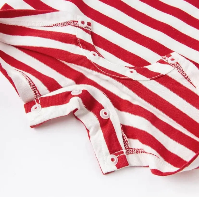 dave&bella デイブベラ レッドボーダーヨットロンパース 59cm 66cm