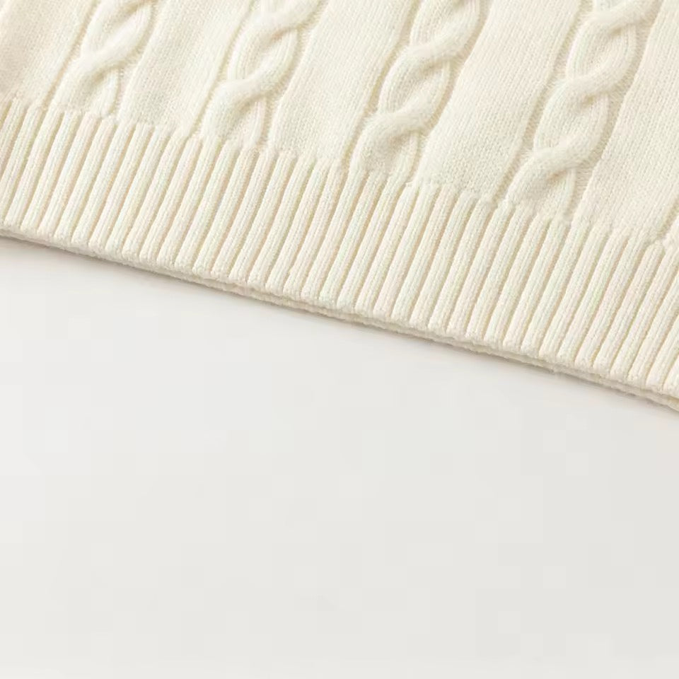 【予約】dave&bella デイブベラ ウール100%ロゴ刺繍ケーブル編みニット DB4254390