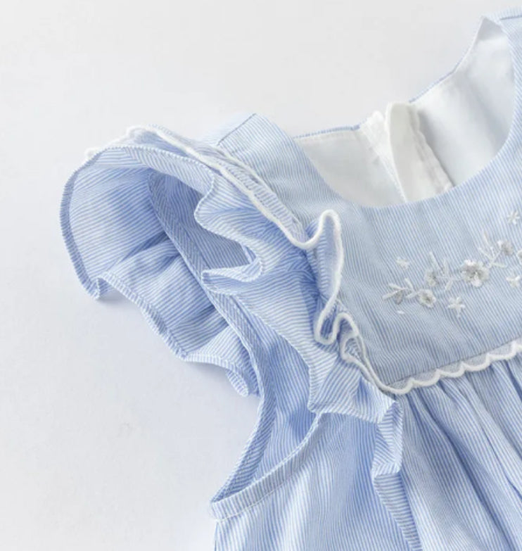 dave&bella デイブベラ フラワー刺繍ライトブルーワンピース DB2250966