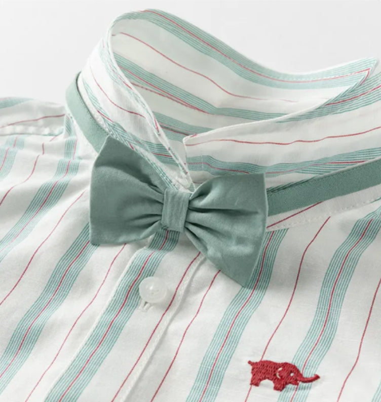 【110cm last one】dave&bella デイブベラ ボウタイ付きグリーンストライプシャツ&ハーフパンツセット DB2251372