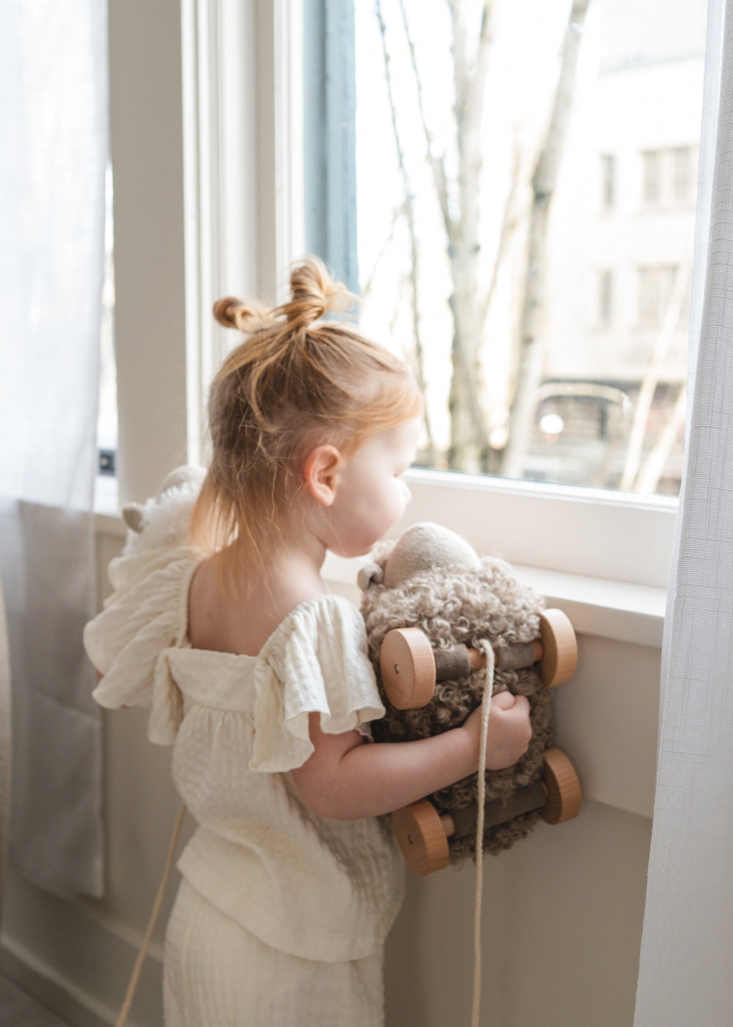 Little Lamb Kind BUTTON taupe