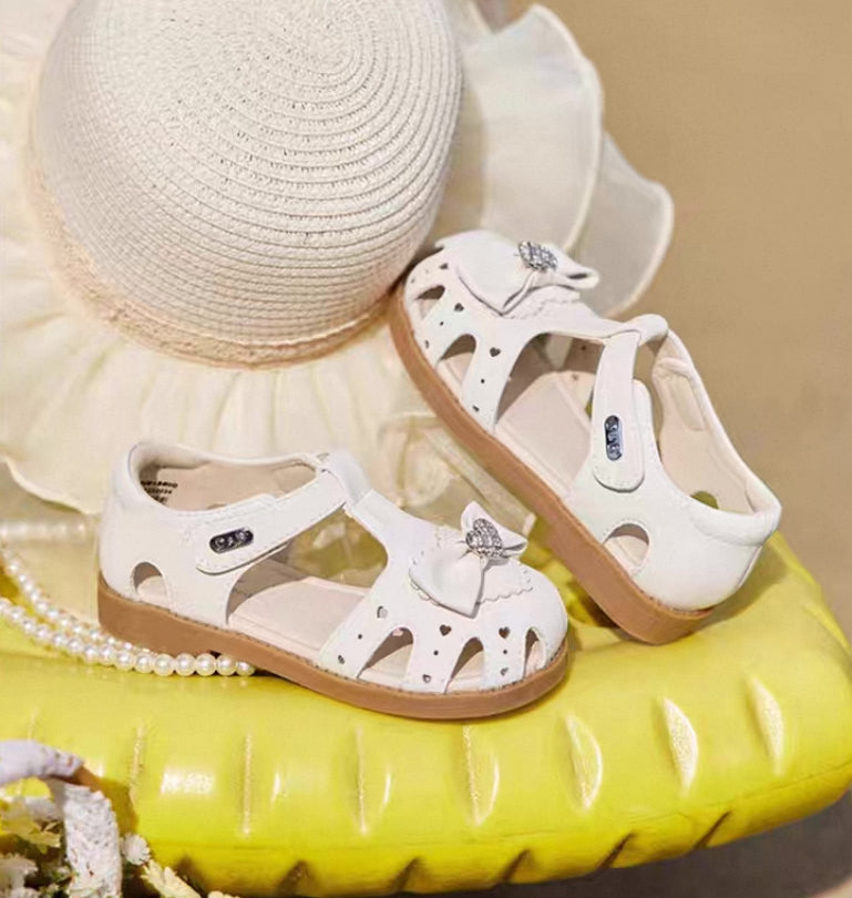 dave&bella デイブベラ ハートリボンホワイトサンダル DB2252034