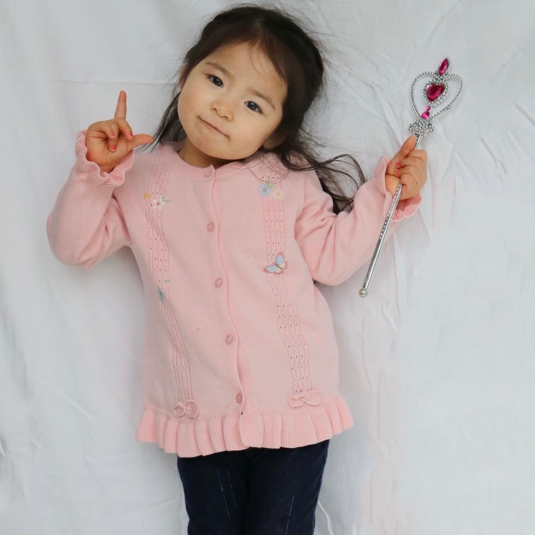 dave&bella デイブベラ バタフライ刺繍ピンクリボンカーディガン DB1221018