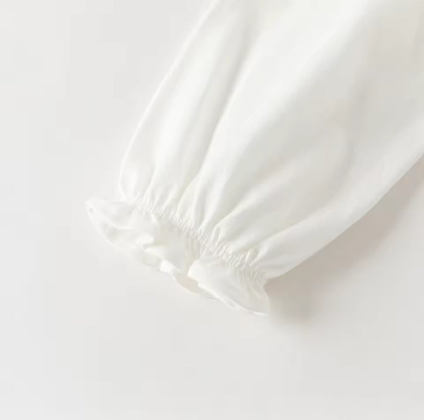 【予約】dave&bella デイブベラ　フラワーモチーフトップス　DB1260349