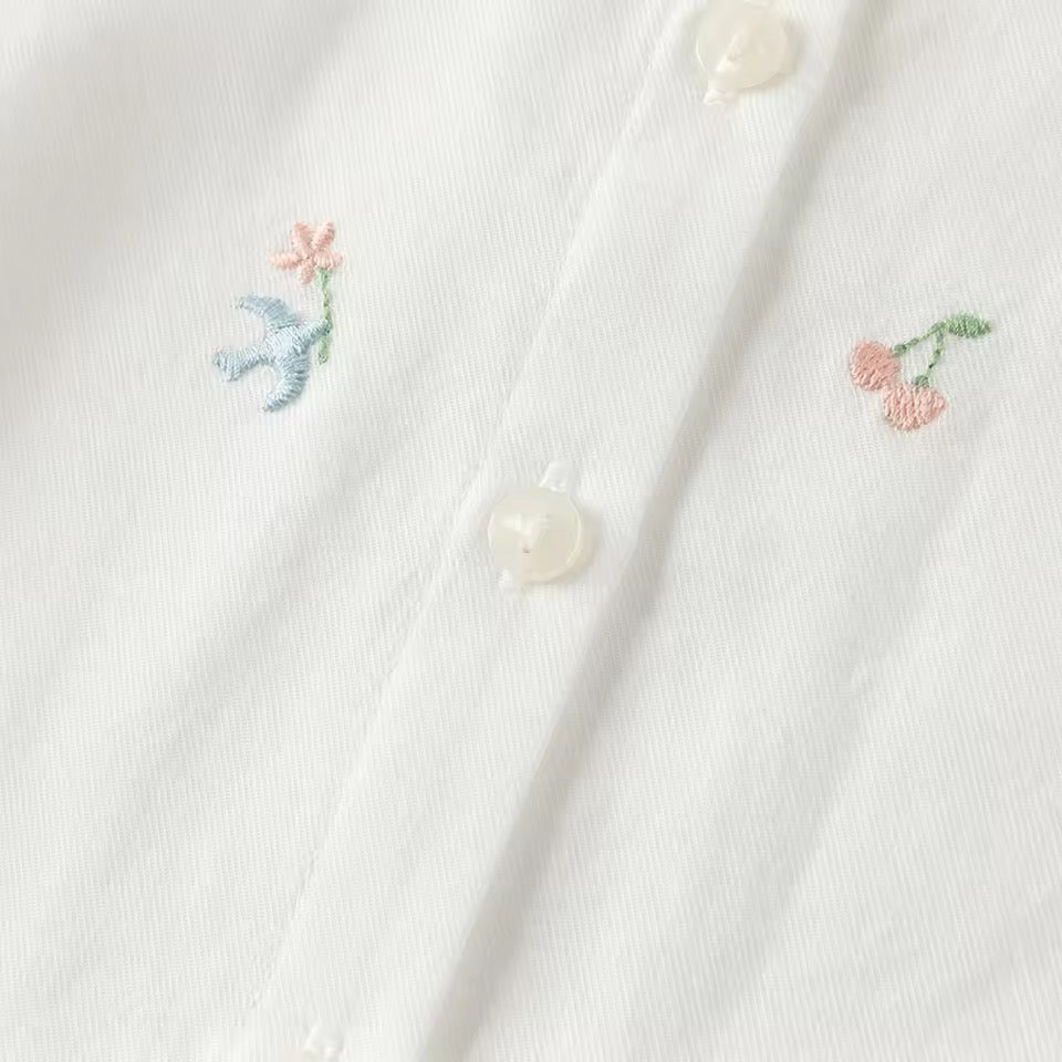 【予約】dave&bella デイブベラ　刺繍ブラウス　DB1260553