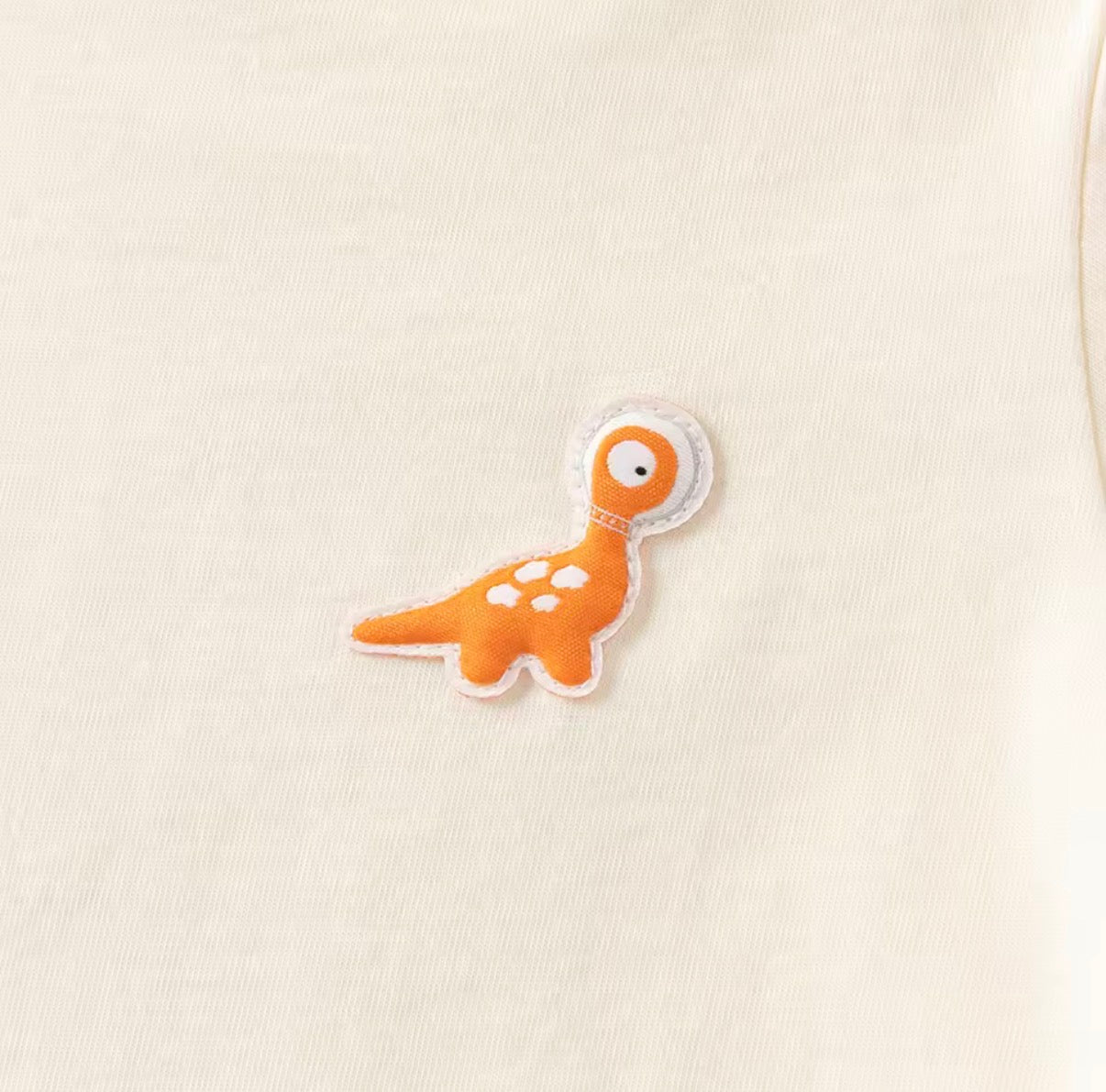 【予約】dave&bella デイブベラ　ダイナソーデザインTシャツ　DB2262427
