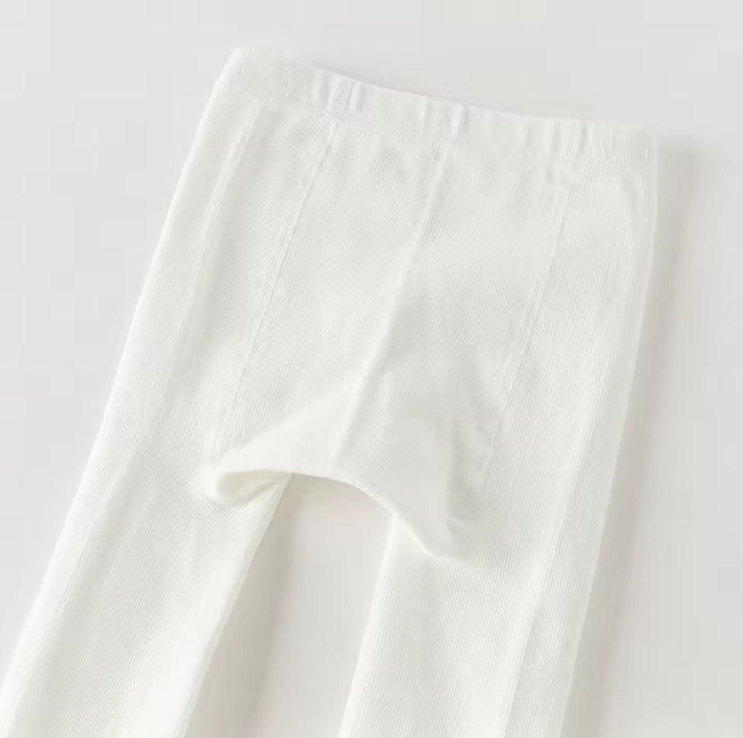 【予約】dave&bellaデイブベラ　フラワーデザインレギンスタイツ　DB1261104