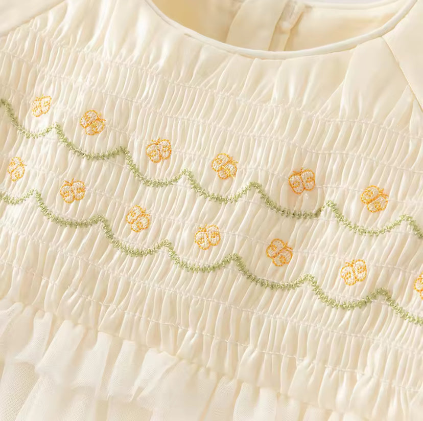 【予約】dave&bella デイブベラ　ちょうちょデザインチュールドレス　DB1260704